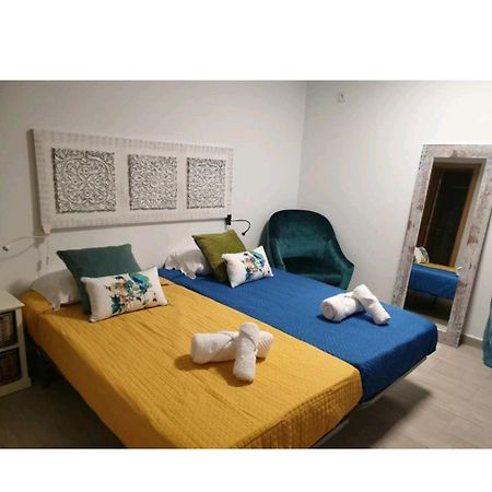 Lisbon Hostel Terminal 4 エクステリア 写真