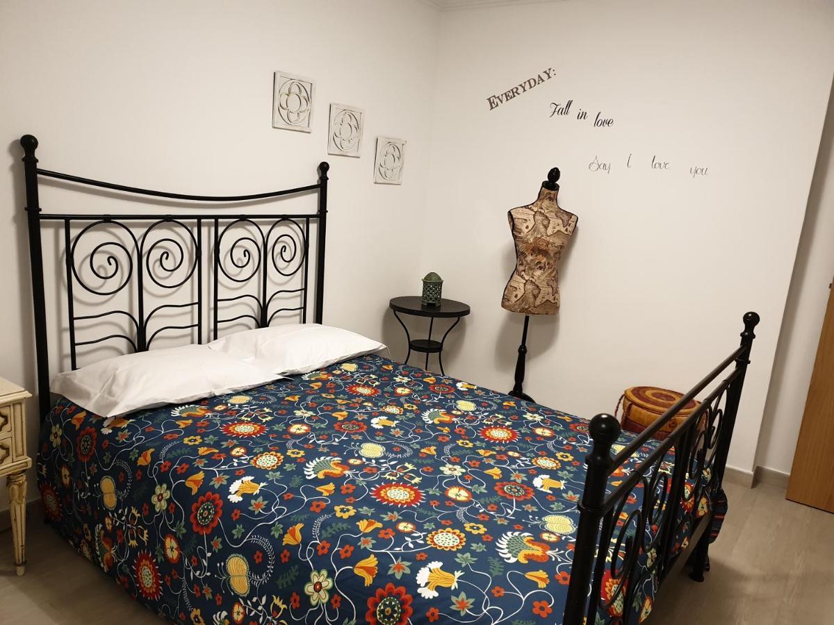 Lisbon Hostel Terminal 4 エクステリア 写真