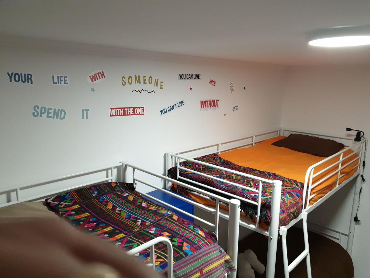 Lisbon Hostel Terminal 4 エクステリア 写真