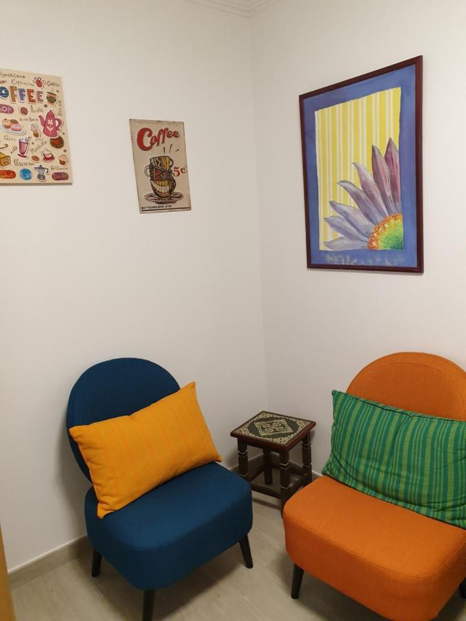 Lisbon Hostel Terminal 4 エクステリア 写真